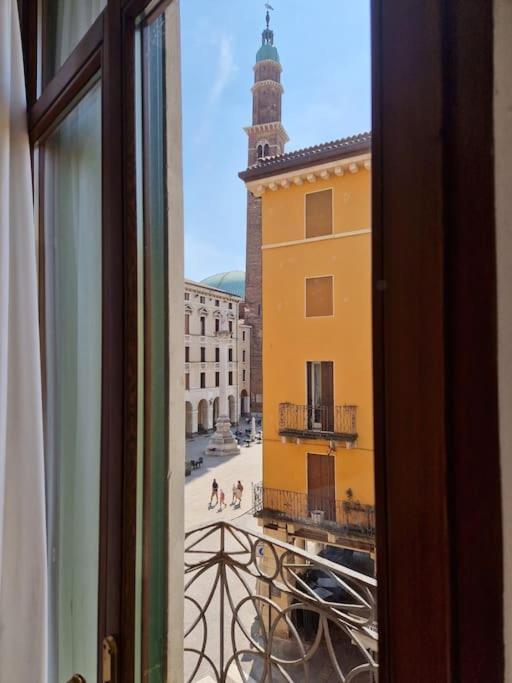 Altea'S Sweet Home In Piazza,Basilica Palladiana วิเชนซา ภายนอก รูปภาพ